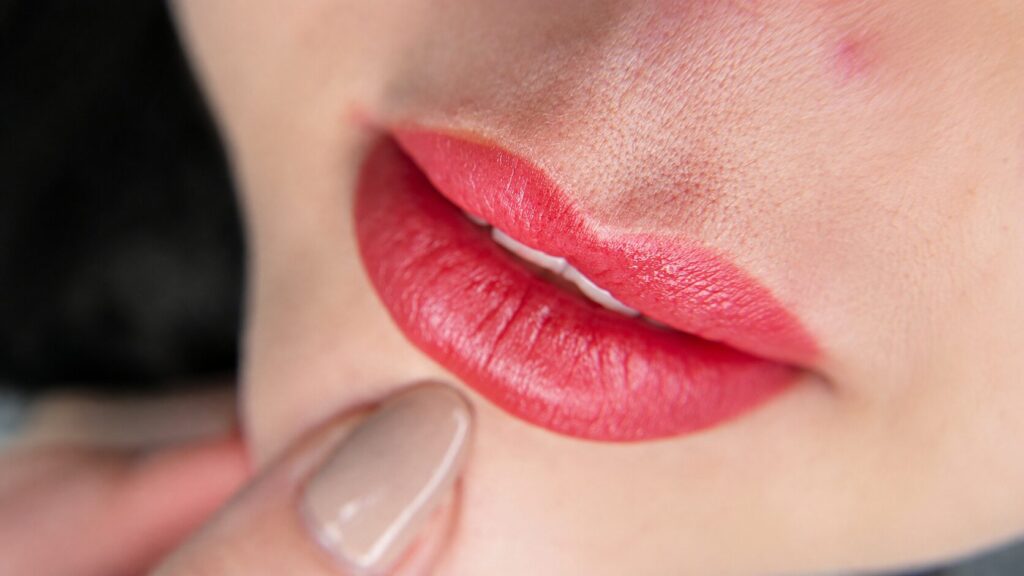 Micro labial em POA: valor e como funciona